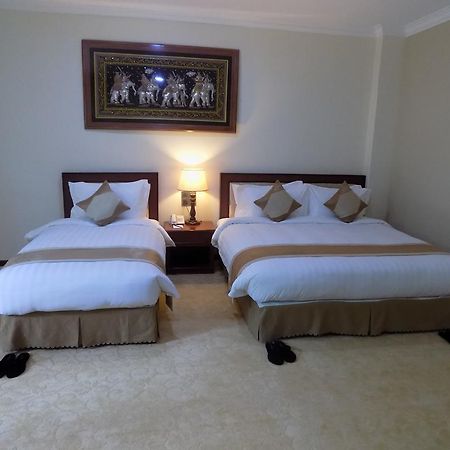 Victoria Palace Hotel Mandalay Exterior foto