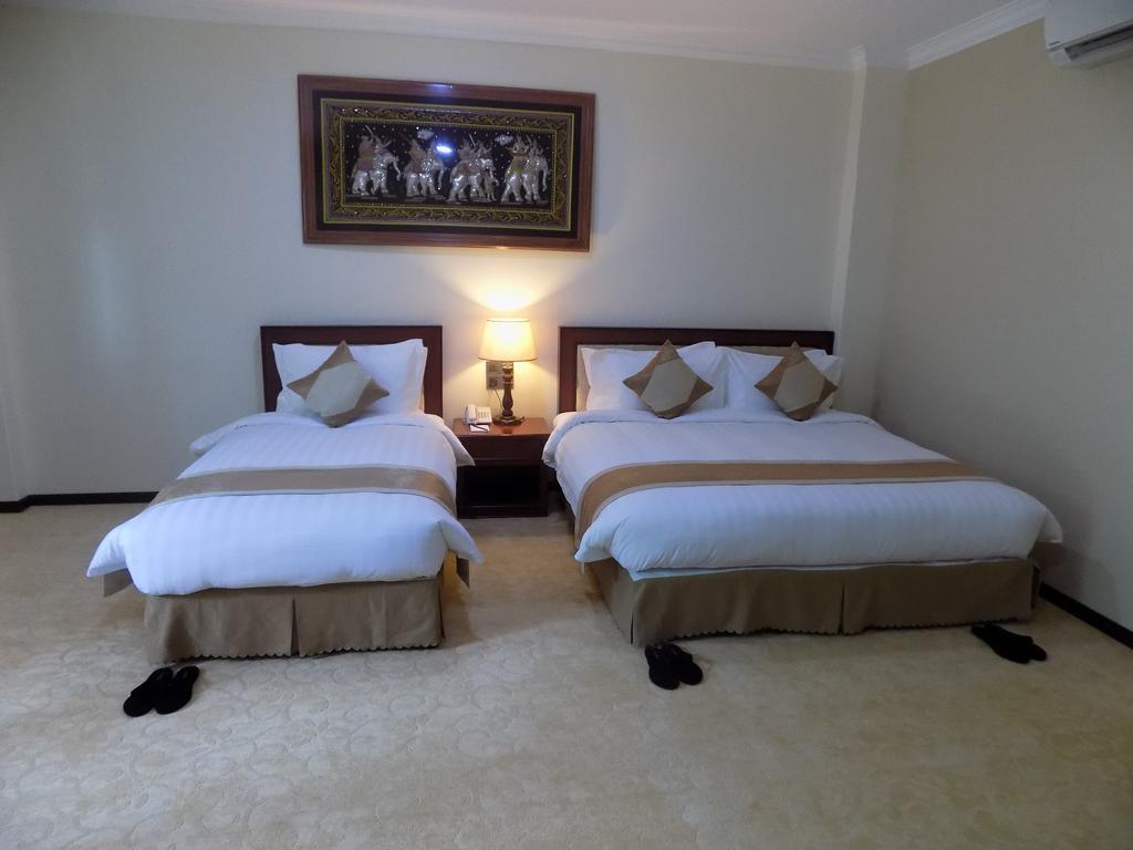 Victoria Palace Hotel Mandalay Exterior foto